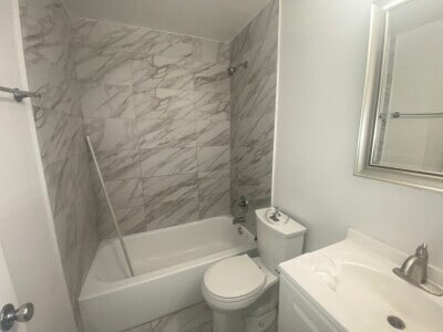 Photo - 656 W Grace St Unidad 5