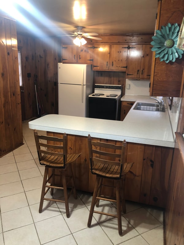 Photo - 100 Lowry Ln