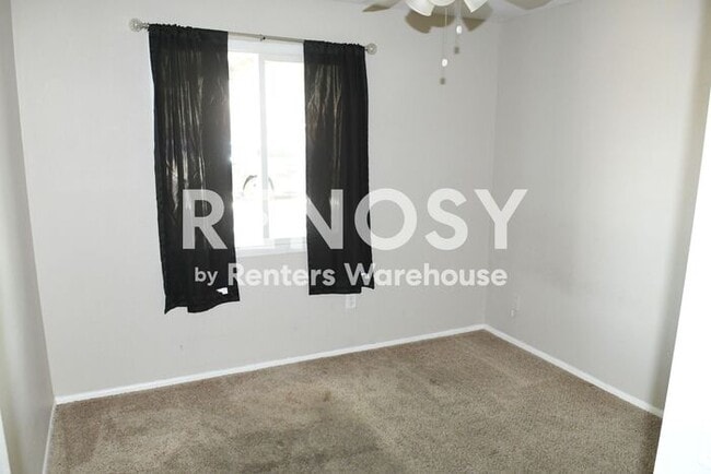 Photo - Updated 3 BD/2 BA/2 CG Home w/Pool Near Thunderbird & I-17 in Phoenix!