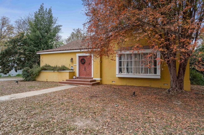 Photo - 817 Griner St