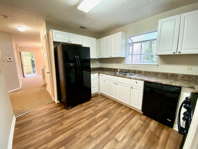 Photo - 3543 Sweetgum Ln