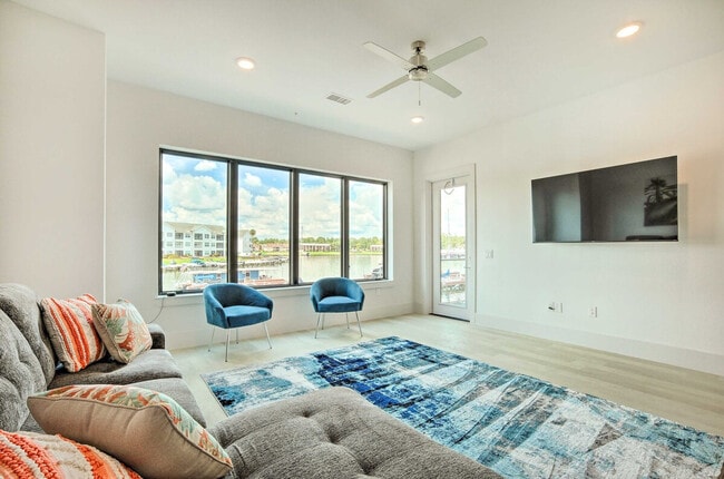 Photo - 15310 TX-105 Unidad ID1385808P