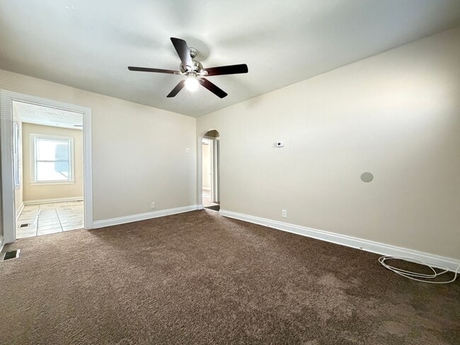 Photo - Nice 2 Bedroom And 1 Bath Home