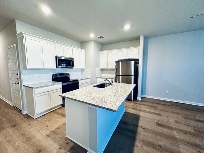 3846 Abbott Pass