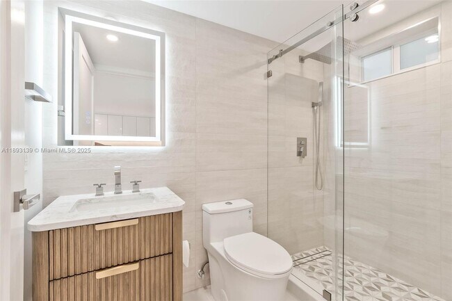 Photo - 1665 Bay Rd Unit 522