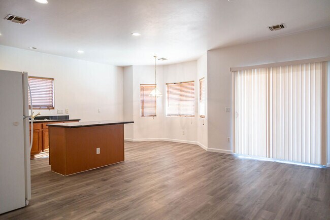 Photo - 6630 S Via Molino De Viento