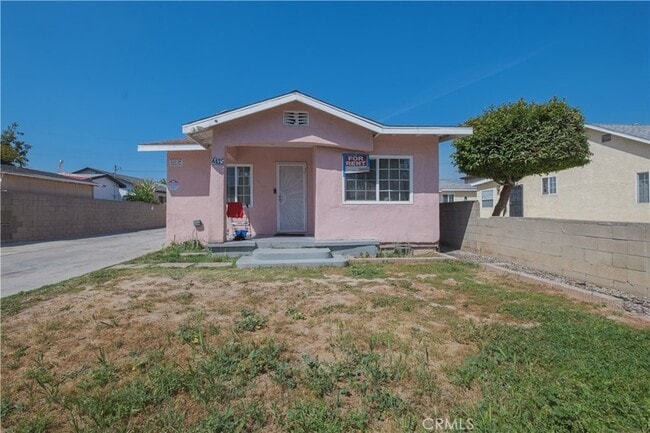 Photo - 4433 Triggs St
