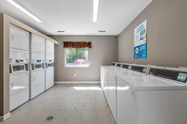 Woodbrook Apartment Homes