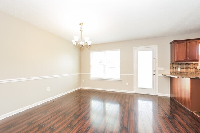 Photo - 2805 Painted Pony Dr