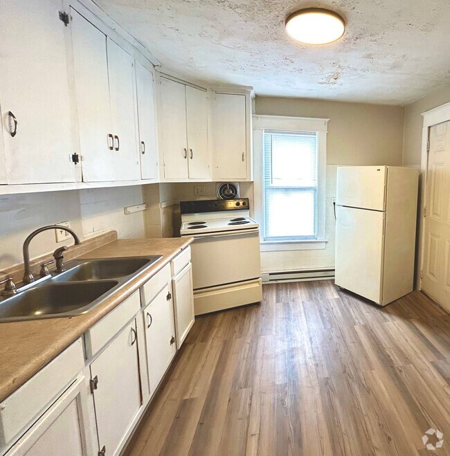 Building Photo - 2404-2406 S Sutphin St Unit 2404 Rental