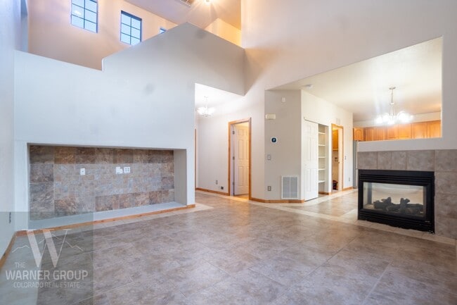 Building Photo - 9356 Jackrabbit Ln Rental