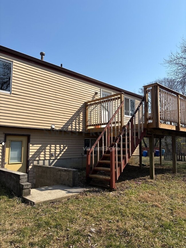 3770 Zephyr Pl