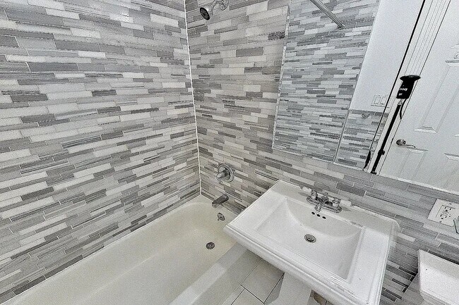 Photo - 40 Avenue B Unit 6/4W