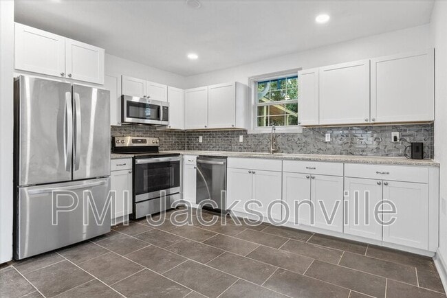 Photo - 3694 Grandy Ave
