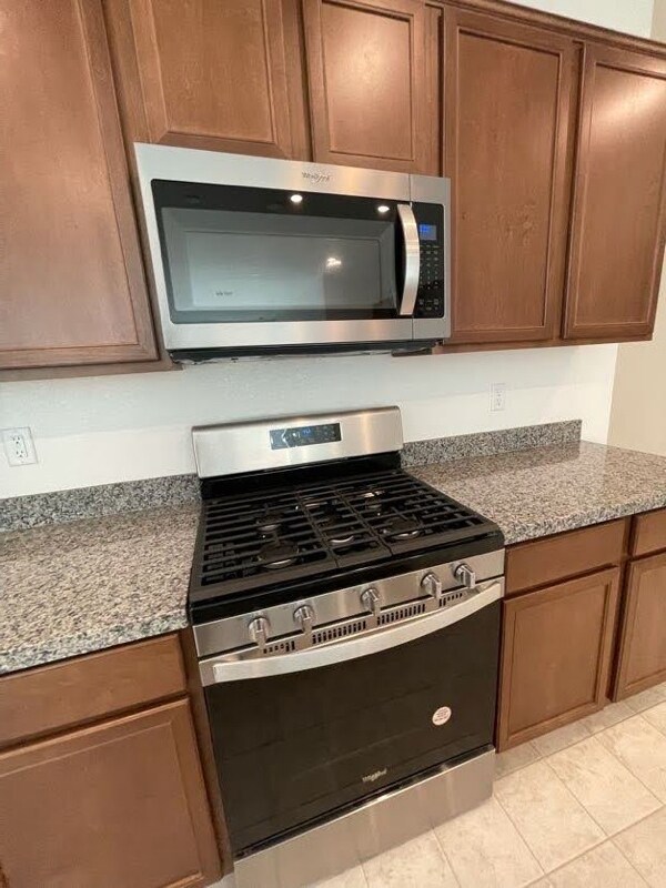 Photo - 6077 Castle Gardens Ave