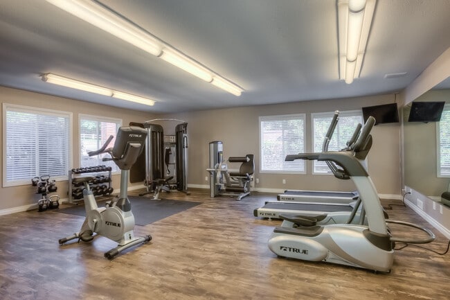 Photo - Oak Hill Apartments