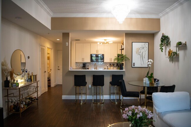 Photo - 1203 Town Center Dr Unidad 215