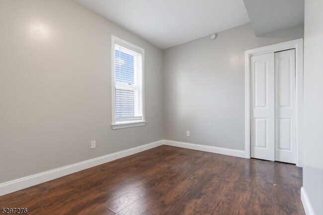 Photo - 863 Martin St Unit B