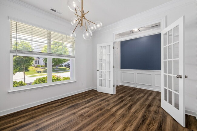 Photo - Spacious 5 Bedroom 3 Bath Home in highly sought after Walnut Creek!