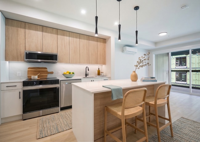 Building Photo - 34395 Gladys Ave