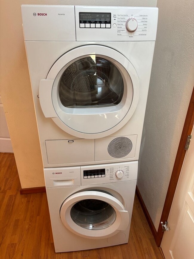 Photo - Above Garage 1 Bd with W/D in Unit!