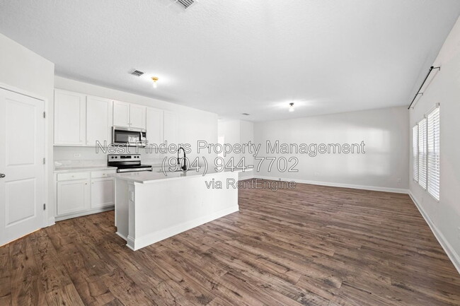 2078 Dutton Island Oaks Wy