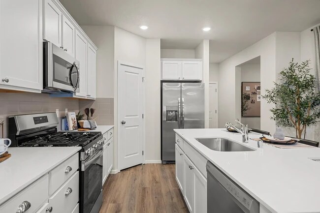 Photo - 2619 N Kestrel Ln