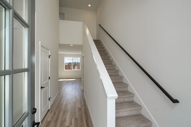 Photo - 649 Bucko Ave