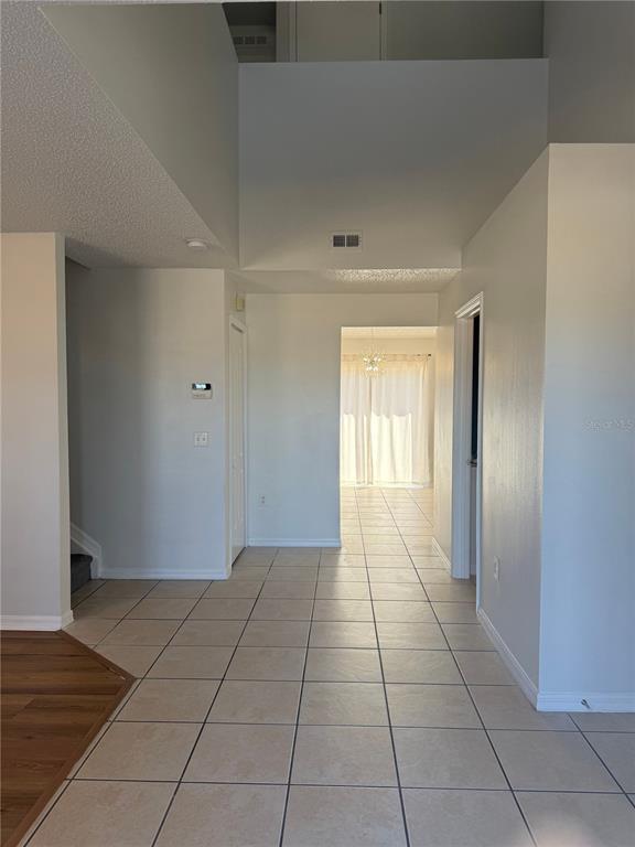 Photo - 1902 Huron Way