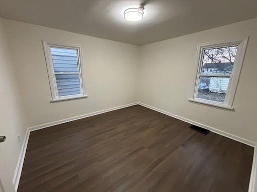 Photo - 5055 Adams St