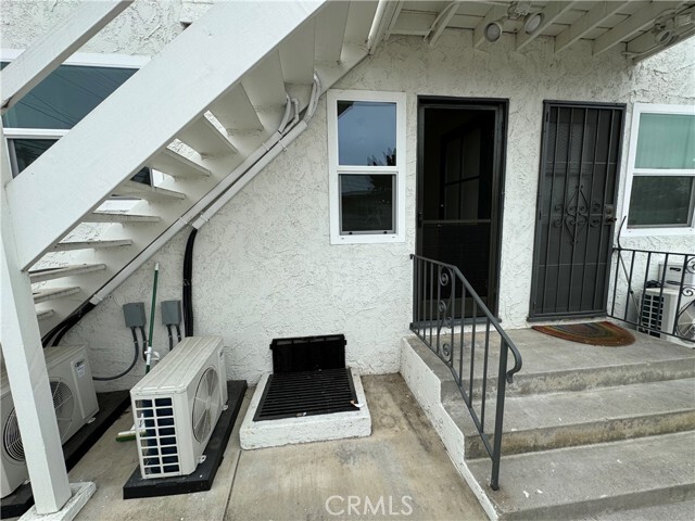 Photo - 4458 Linden Ave Unidad 1