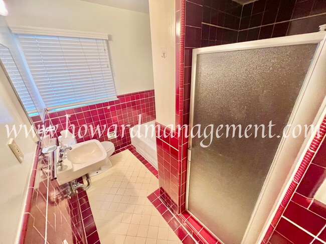 Photo - 803-807 Princeton St