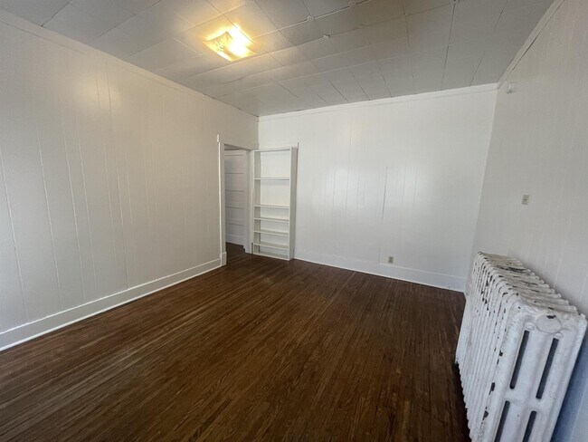 Photo - 420 S Fess Ave