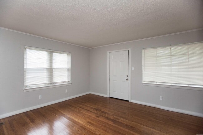 Photo - 23 Quillen Ave