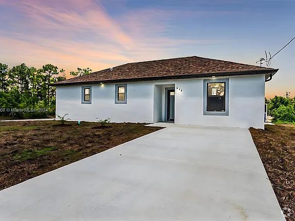 Building Photo - 636 Eisenhower Blvd Rental