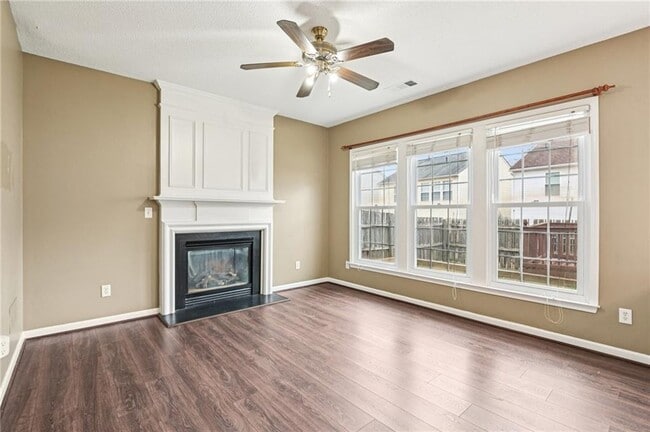 Photo - 1726 Taynton Cir