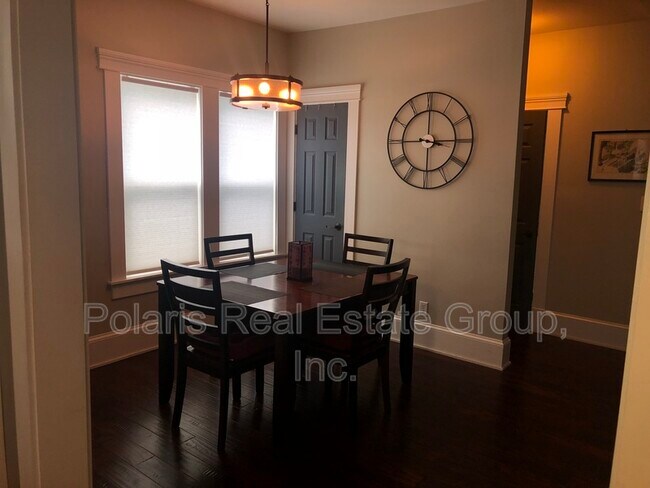 1403 Spann Ave