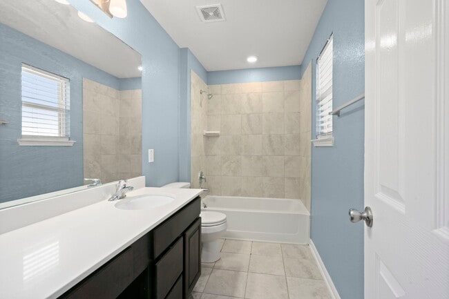 Photo - 11606 Gray Alder Dr