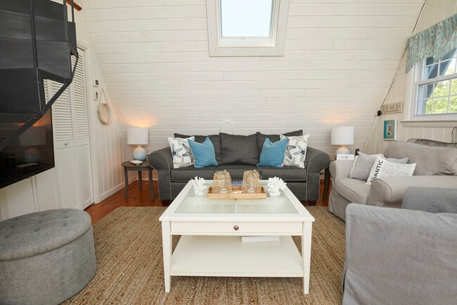 Photo - 68 S Edgewood Rd