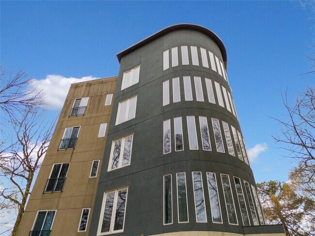 Building Photo - 140 Alden Ave NW Rental