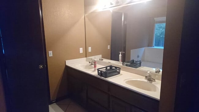 Photo - 3900 Goshawk Cir