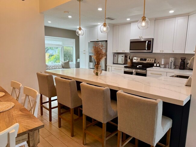 Photo - 14415 SW 142nd Ct