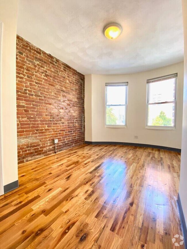 Building Photo - 840 Huntington Ave Unit 2 Rental