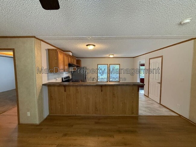 6280 Mt Airy Dr
