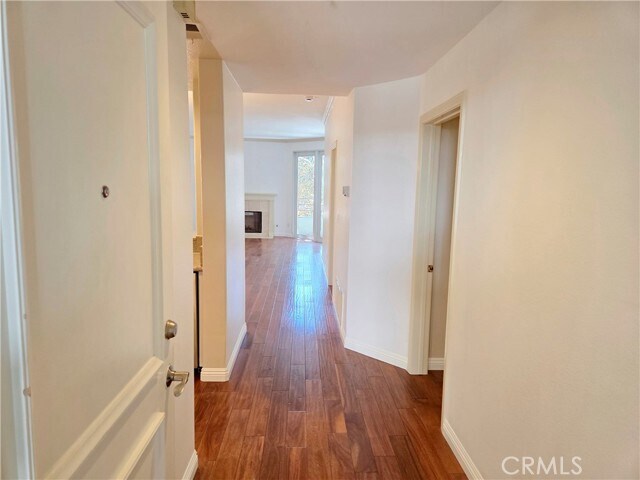 Photo - 2233 Martin Unit 217