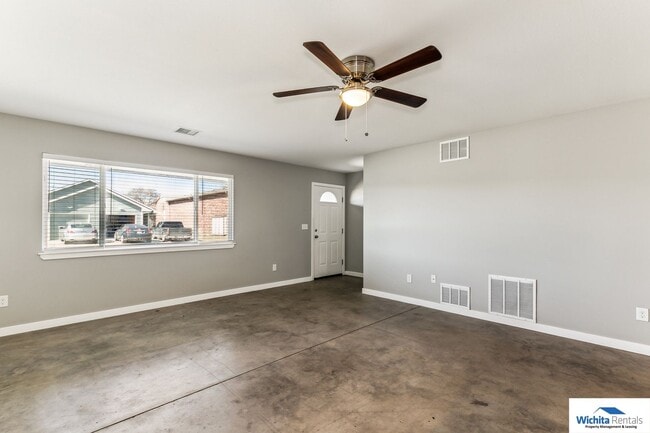 Photo - 3 bedroom 2 bath duplex