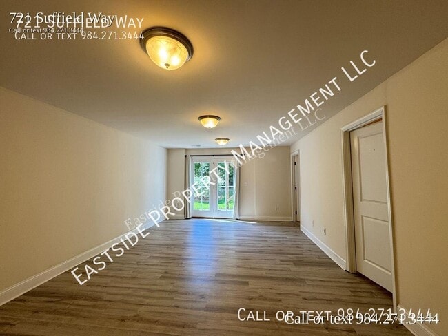 721 Suffield Way