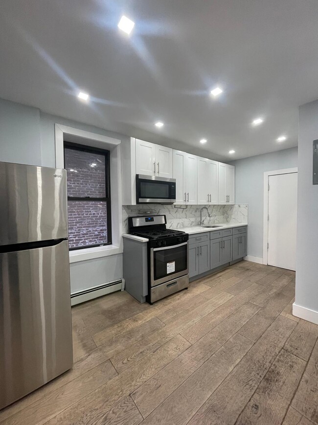 Brand new - 325 Avenue E Apartments