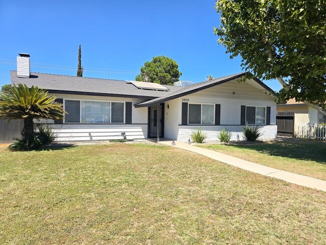 Building Photo - ? Modern 3-Bed, 2-Bath Home with Gorgeous ...