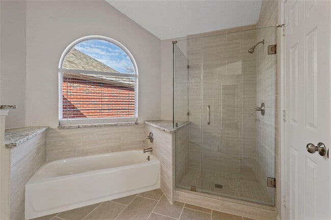 Photo - 2314 Stillwater Dr